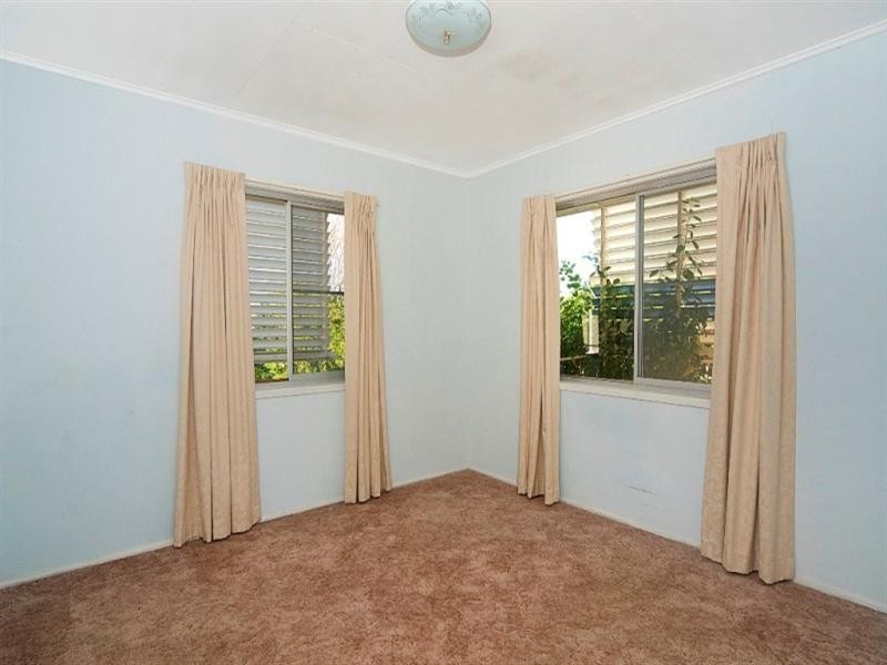 38 Regent Street, Caloundra QLD 4551