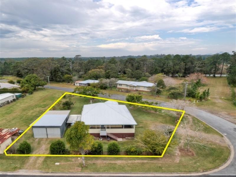 14 Caloundra Street, Landsborough QLD 4550