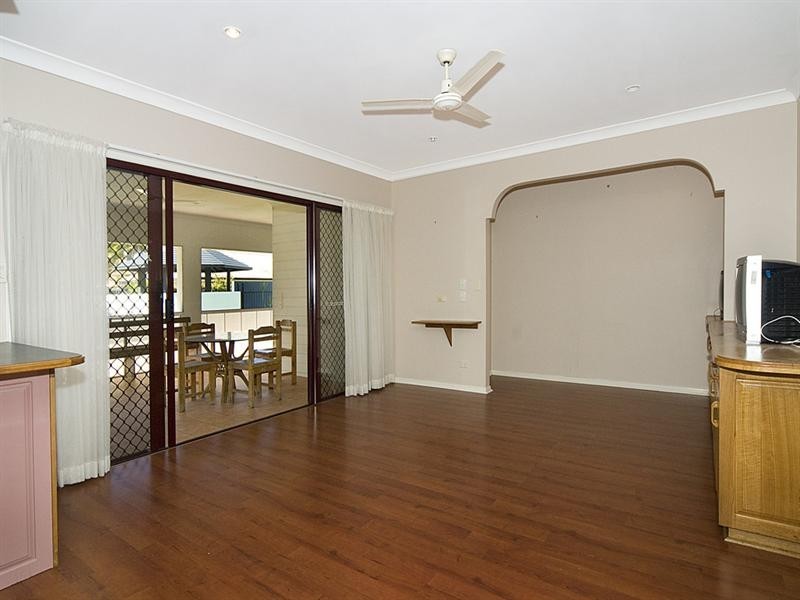 27 Koala Court, Little Mountain QLD 4551