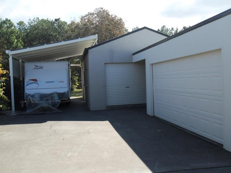 27 Koala Court, Little Mountain QLD 4551