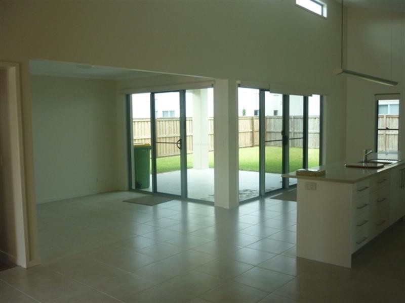 31 The Promenade, Pelican Waters QLD 4551