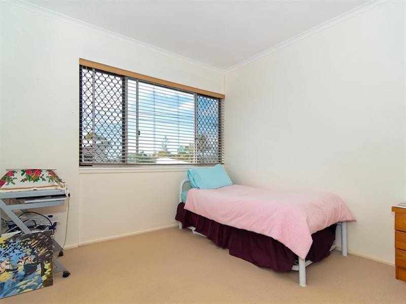 14 Mackay Street, Dicky Beach QLD 4551