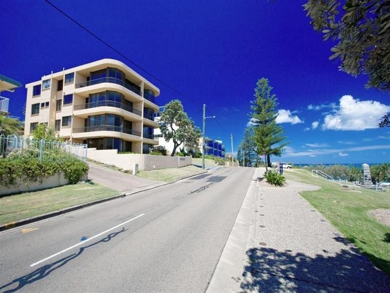 4/45 Victoria Terrace, Kings Beach QLD 4551