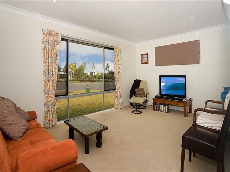 22 Trinity Place, Pelican Waters QLD 4551