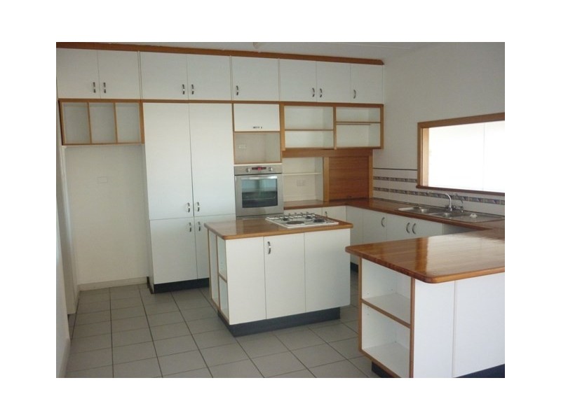 1/6 Queen Street, Kings Beach QLD 4551