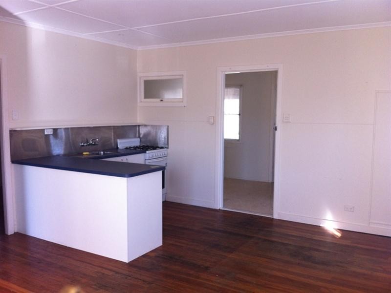 6 Cook Street, Golden Beach QLD 4551