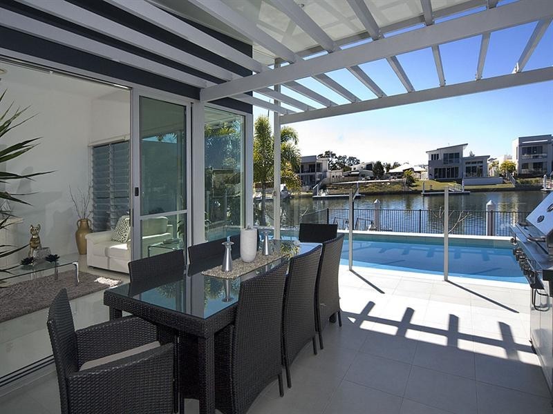 Unit 2 ‘Lebanna’ 3 Artunga Place, Pelican Waters QLD 4551