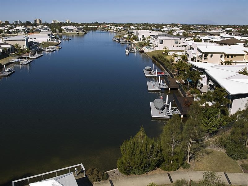 Unit 2 ‘Lebanna’ 3 Artunga Place, Pelican Waters QLD 4551