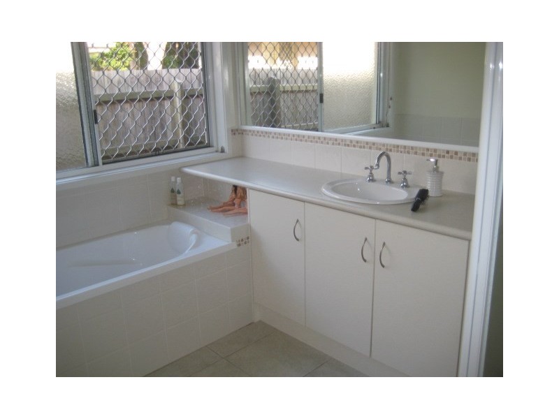 20 Pinehurst Street, Currimundi QLD 4551