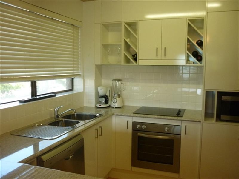 1/25a Burgess Street, Kings Beach QLD 4551