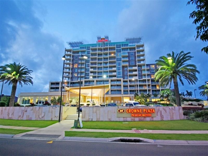 Unit 801 ‘Crowne Plaza’ 38 Mahogany Drive, Pelican Waters QLD 4551
