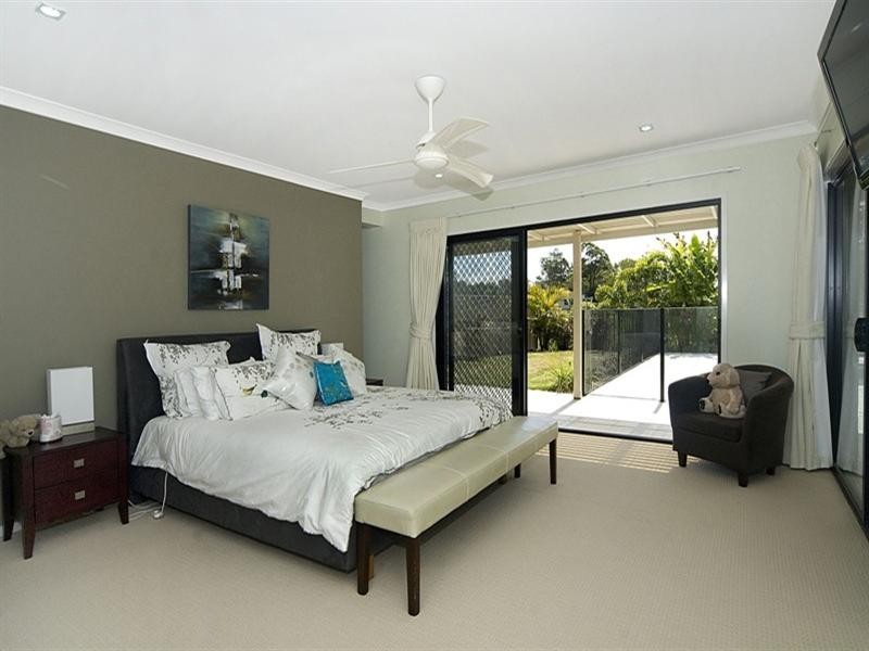 6 Maddock Avenue, Mooloolah Valley QLD 4553