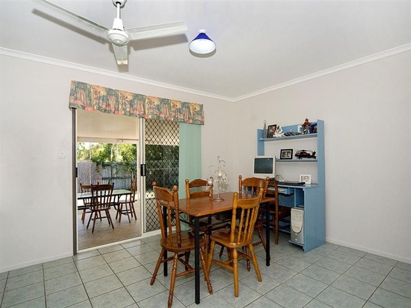 1 Rutherglen Court, Aroona QLD 4551