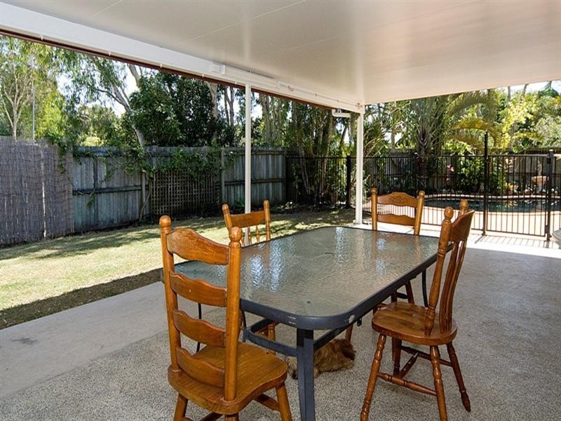 1 Rutherglen Court, Aroona QLD 4551