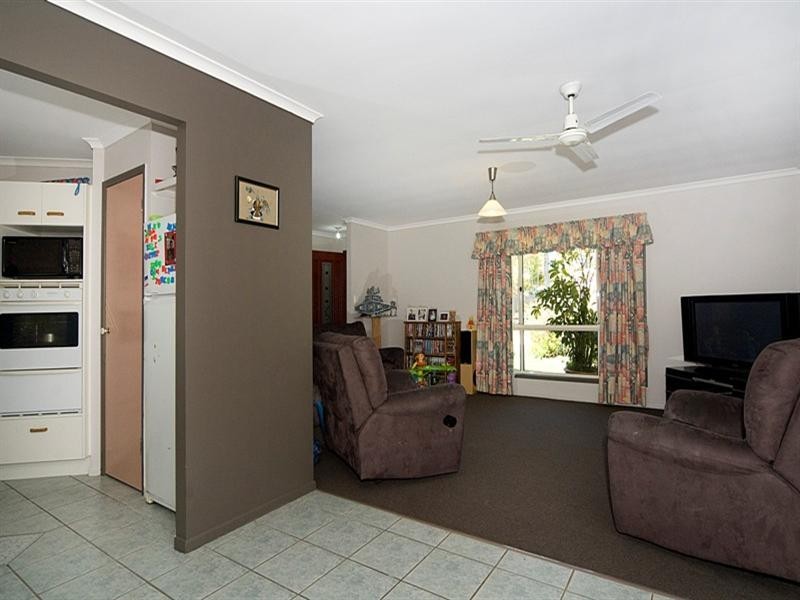 1 Rutherglen Court, Aroona QLD 4551