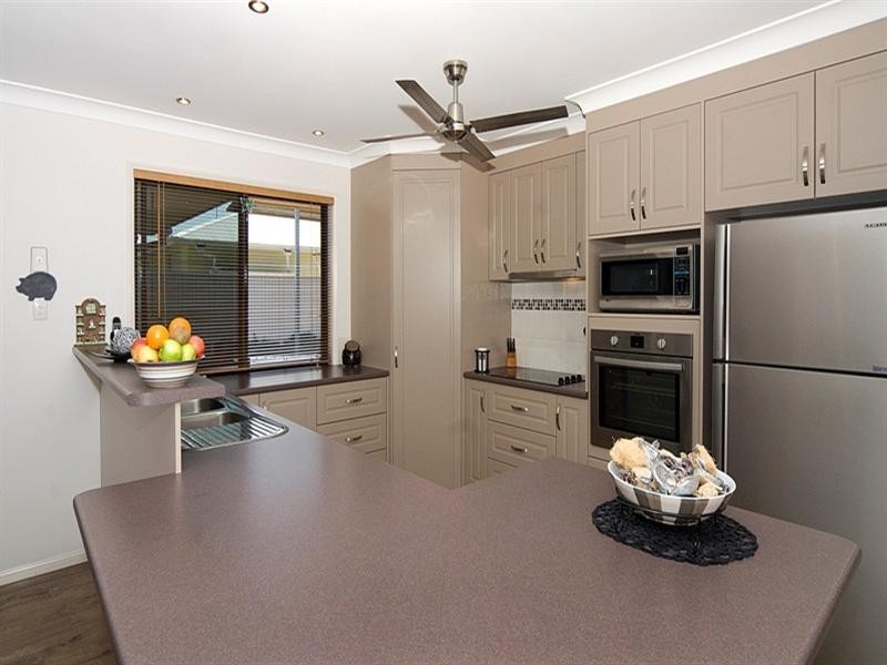 7 Cullen Drive, Little Mountain QLD 4551