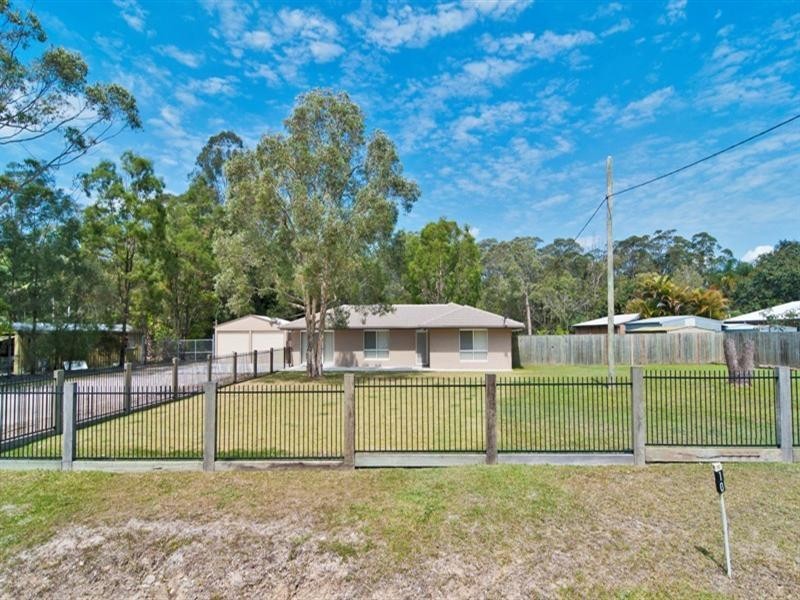 10 Graham Drive, Landsborough QLD 4550