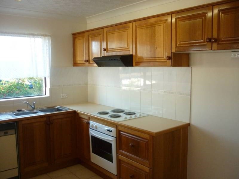 1/28 Warne Terrace, Kings Beach QLD 4551