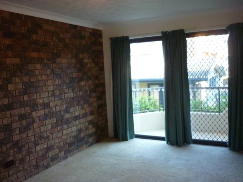 1/28 Warne Terrace, Kings Beach QLD 4551