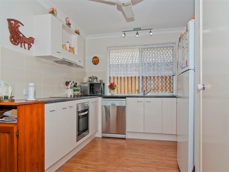 17 Andrew Avenue, Little Mountain QLD 4551