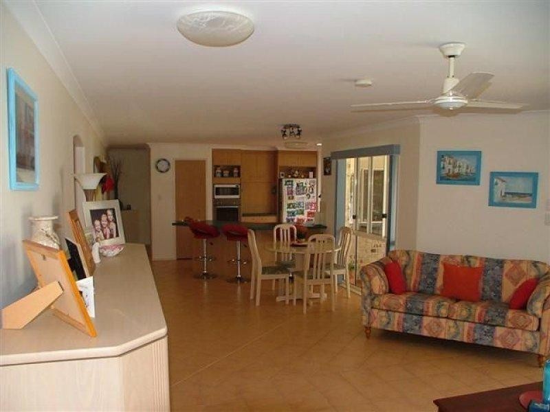 6 Amity Court, Pelican Waters QLD 4551