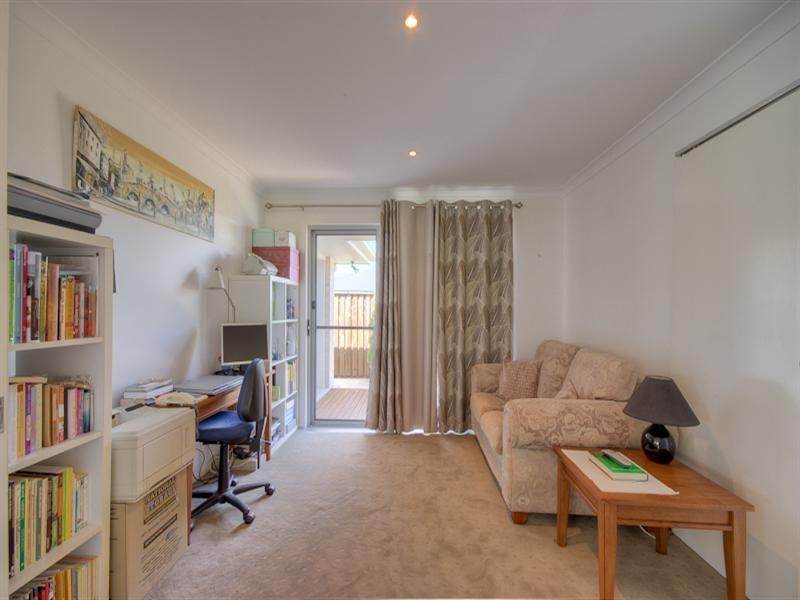 20 St. Pauls Avenue, Pelican Waters QLD 4551