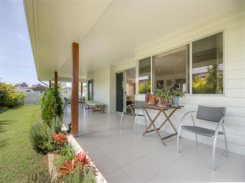 20 St. Pauls Avenue, Pelican Waters QLD 4551