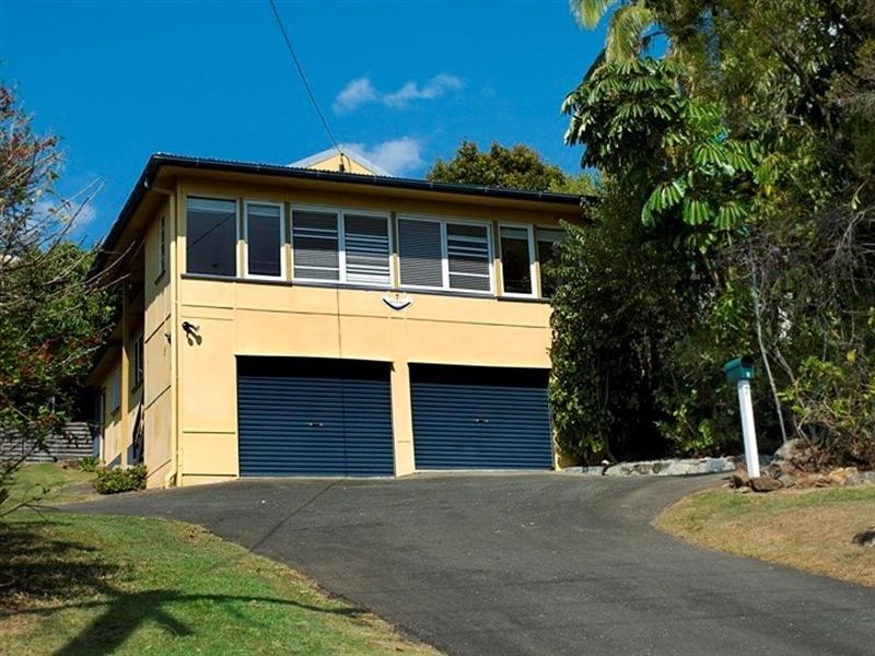 7 Bombala Terrace, Caloundra QLD 4551