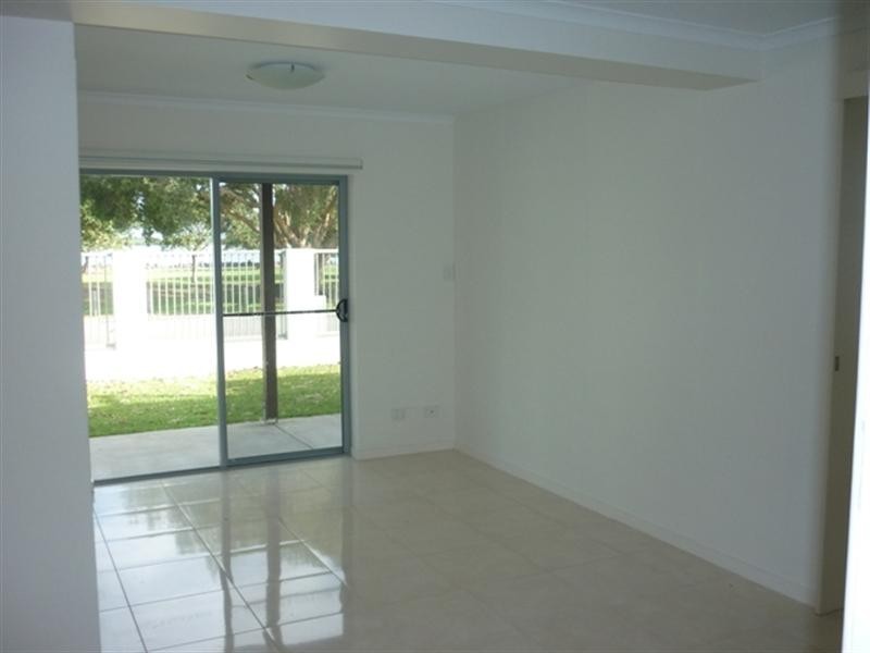 11 Lamerough Parade, Golden Beach QLD 4551