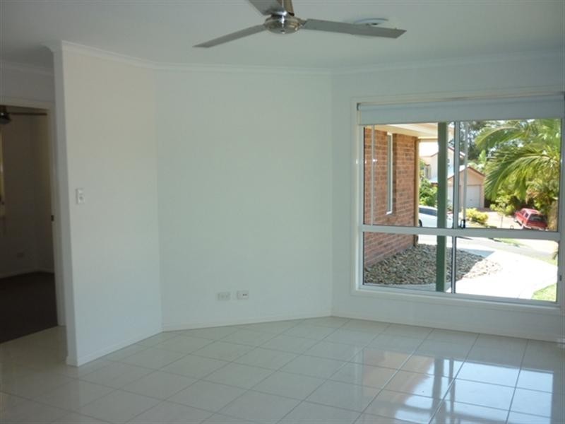 15 Pinanga Place, Little Mountain QLD 4551