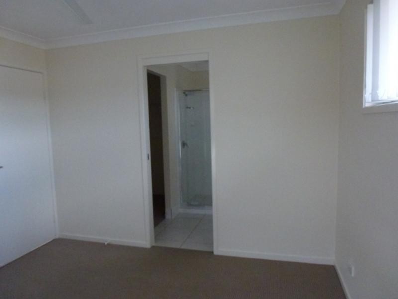 16 Sunrise Terrace, Little Mountain QLD 4551