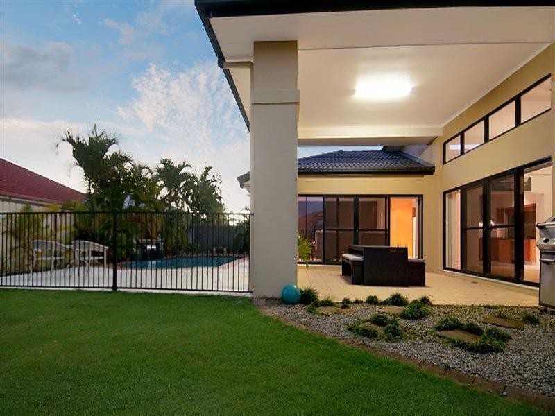 14 Scartree Street, Pelican Waters QLD 4551