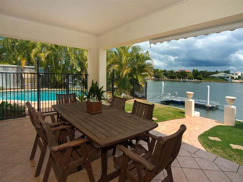 2 Cowiebank Place, Pelican Waters QLD 4551