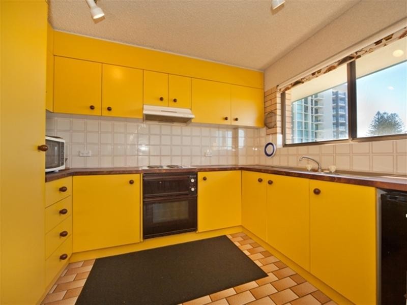 Unit 3 ‘Tarrohan Lodge’ 45 Verney Street, Kings Beach QLD 4551
