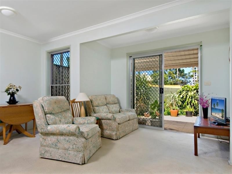 Unit 2 ‘Centaur Place’ 50 Omrah Avenue, Caloundra QLD 4551