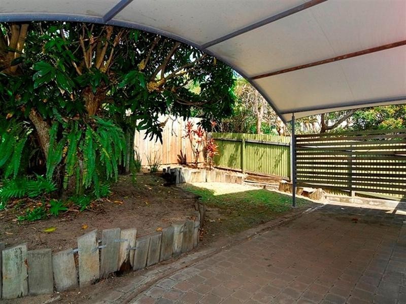 7 Bombala Terrace, Caloundra QLD 4551