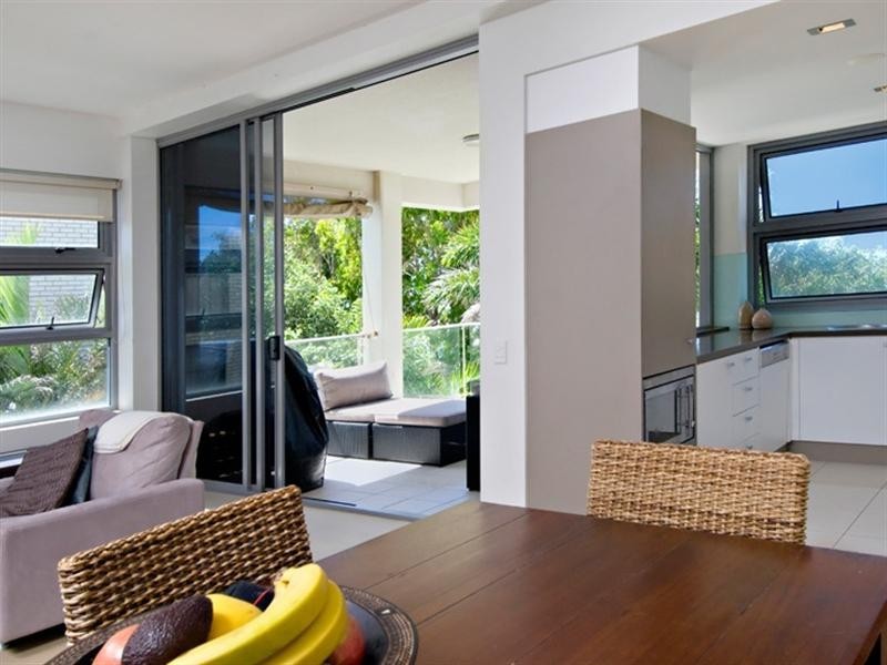 Unit 4 ‘Residential Sea’ 4 Bennett Street, Moffat Beach QLD 4551