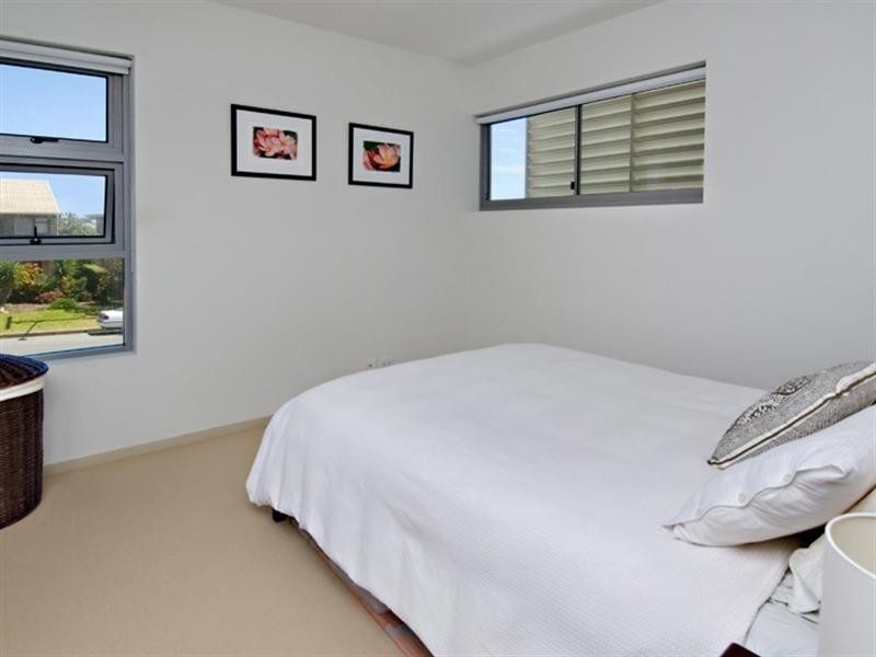 Unit 4 ‘Residential Sea’ 4 Bennett Street, Moffat Beach QLD 4551