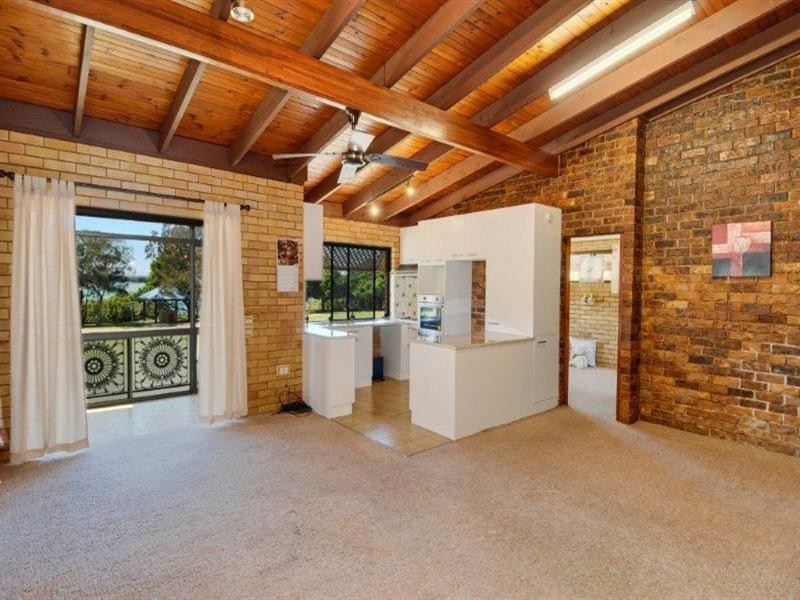 57 Golden Beach Esplanade, Golden Beach QLD 4551