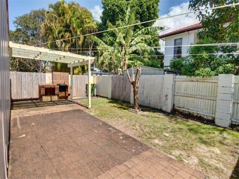 57 Golden Beach Esplanade, Golden Beach QLD 4551
