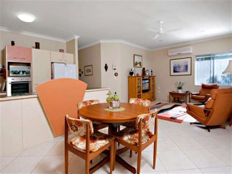 122/2 Grand Parade, Kawana Island QLD 4575