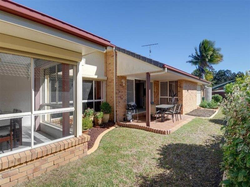 6 Bellevue Drive, Little Mountain QLD 4551