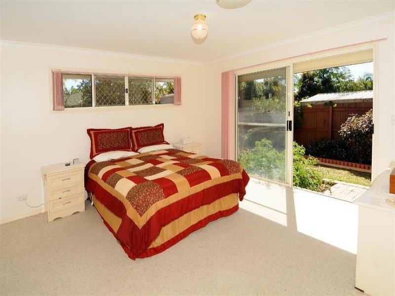 6 Bellevue Drive, Little Mountain QLD 4551