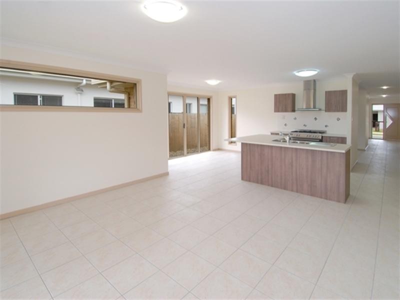 88 O’Reilly Drive, Caloundra West QLD 4551