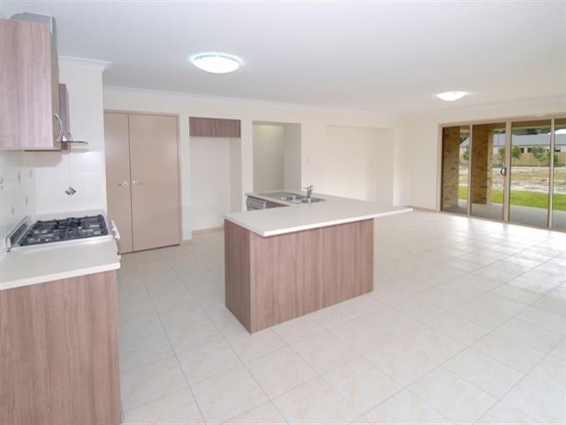 88 O’Reilly Drive, Caloundra West QLD 4551