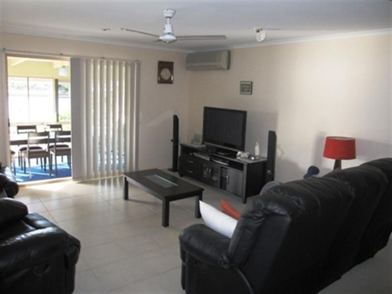 287/6 Melody Court, Warana QLD 4575