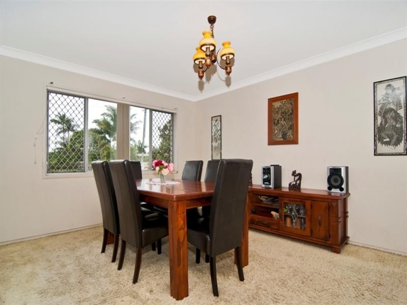 12 Oxley Street, Golden Beach QLD 4551