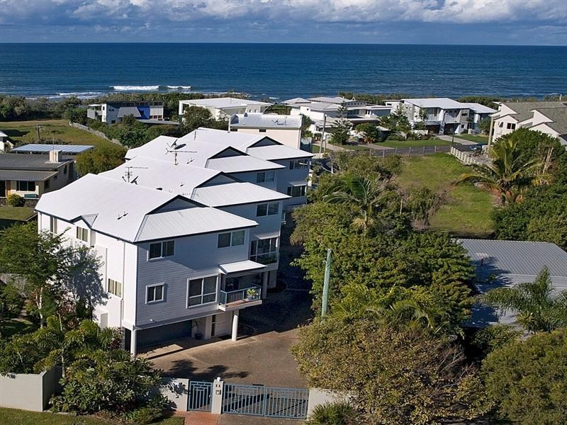 Unit 3 ‘The Beach Houses’ 11 Wellington Parade, Shelly Beach QLD 4551