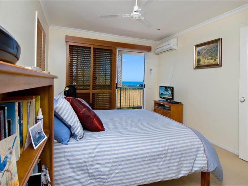 Unit 3 ‘The Beach Houses’ 11 Wellington Parade, Shelly Beach QLD 4551