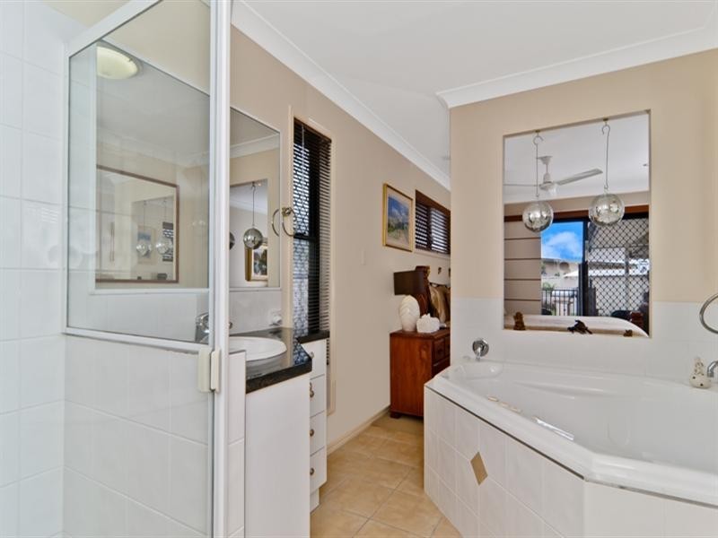 3 Hankinson Street, Golden Beach QLD 4551